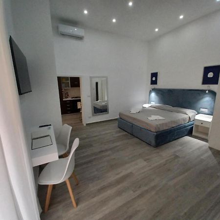 Apartamento Residenza Napoletana Nápoles Exterior foto