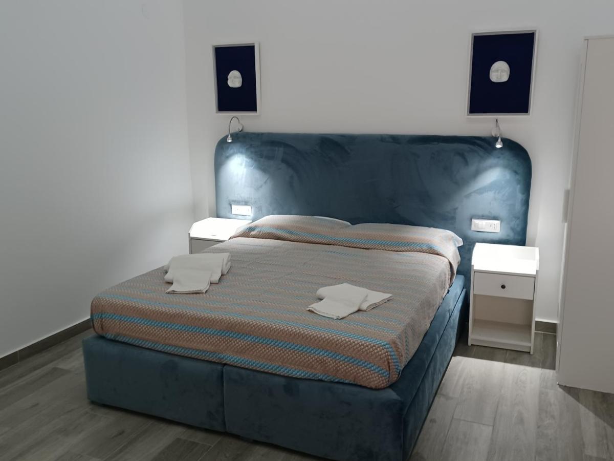 Apartamento Residenza Napoletana Nápoles Exterior foto