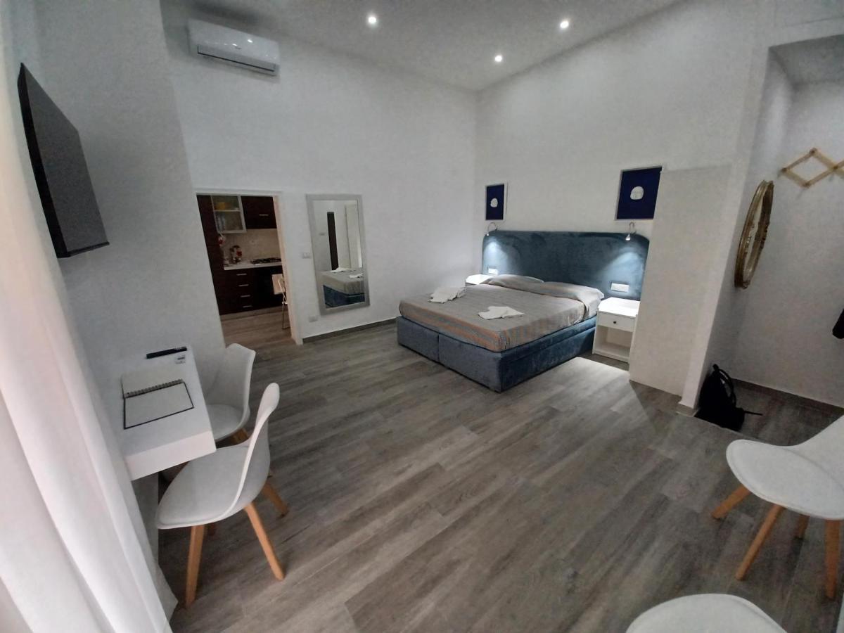 Apartamento Residenza Napoletana Nápoles Exterior foto